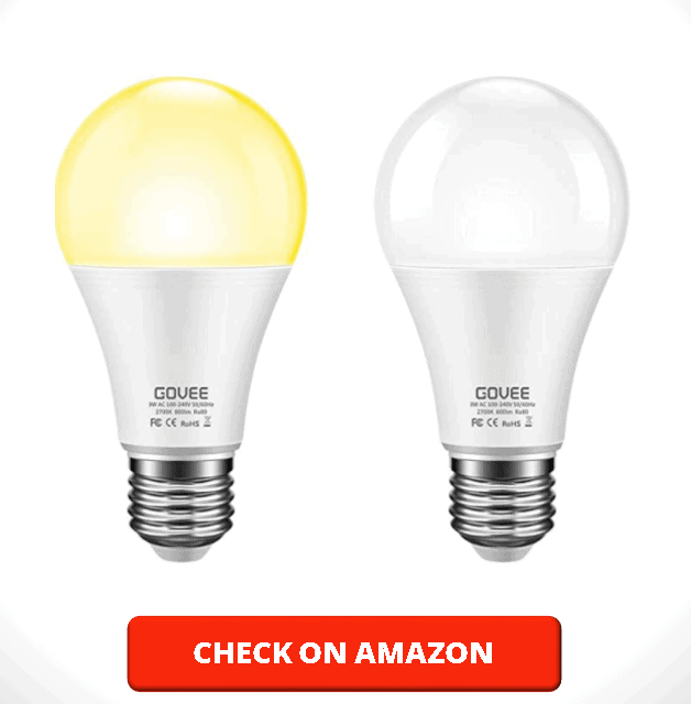 Govee Dusk to Dawn Light Bulb, 9W (70 Watt Equivalent) 800lm Smart Sensor LED Light Bulb, E26 E27 Automatic On Off, Indoor Outdoor Lighting Bulb for Porch Hallway Garage (Warm White, 2 Packs)